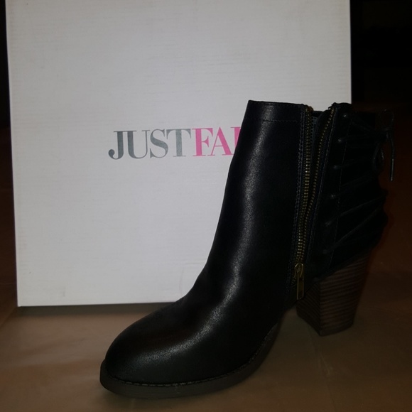 *BRAND NEW* Justfab Laced Booties - Picture 1 of 4